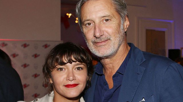 image de la news Antoine de Caunes annonce le décès de son ex-femme Gaëlle Royer, Emma de Caunes “anéantie”