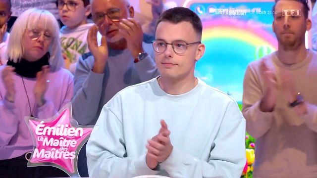 image de la news "Il y a eu un petit problème de règle", Emilien se fait reprendre par Jean-Luc Reichmann dans Les 12 Coups de midi