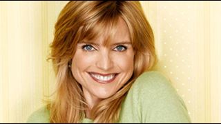 "Mon Oncle Charlie" recrute Courtney Thorne-Smith 