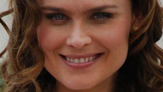image de la news "Bones" : Emily Deschanel est maman !