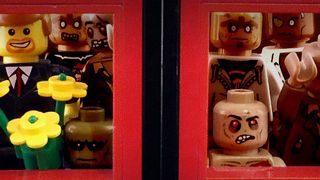 image de la news Le bar de "Shaun of the Dead"... en Lego ! [PHOTOS]