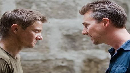 image de la news "Jason Bourne : l'héritage" - Jeremy Renner contre Edward Norton ! [PHOTO]