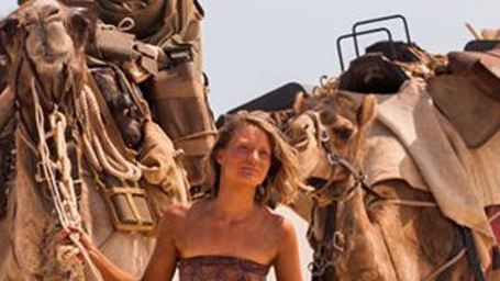 Venise 2013 : Mia Wasikowska reine du désert !  [revue de presse]