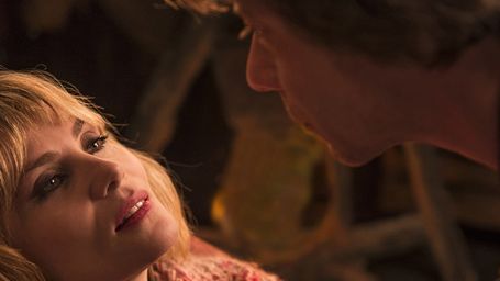image de la news Emmanuelle Seigner plus que troublante dans la bande-annonce de "La Vénus à la fourrure"