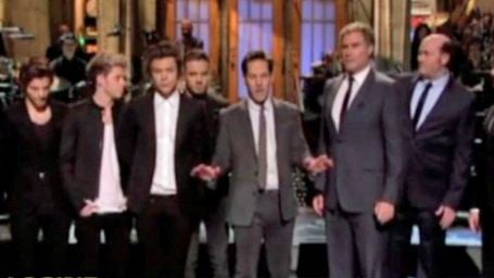 Will Ferrell, Paul Rudd et Steve Carell chantent avec One Direction !