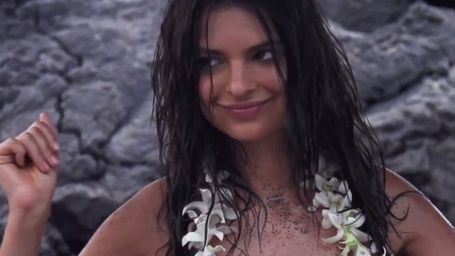 image de la news Emily Ratajkowski, la "Gone Girl" de David Fincher, sa vidéo sexy pour GQ !