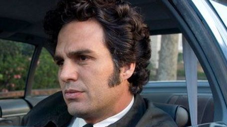 image de la news Mark Ruffalo dans l'imperméable de l'Inspecteur Columbo ?