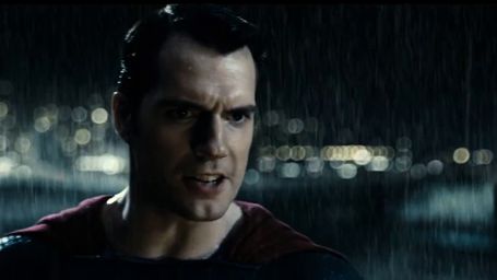 Batman v Superman : le "combat de gladiateurs" se prépare dans les spots TV