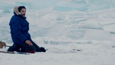 Bande-annonce Dans les forêts de Sibérie : Raphaël Personnaz s’exile loin du monde