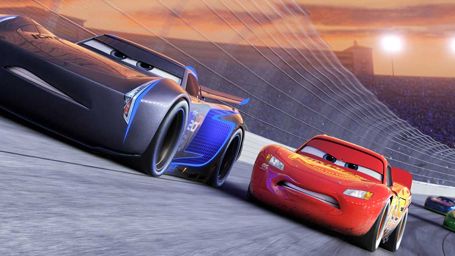 Nouvelle bande-annonce Cars 3 : Flash McQueen face à la nouvelle génération de bolides