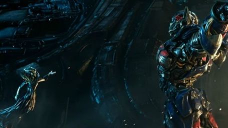 image de la news Nouvelle bande-annonce Transformers The Last Knight : Optimus Prime peut-il être sauvé ?