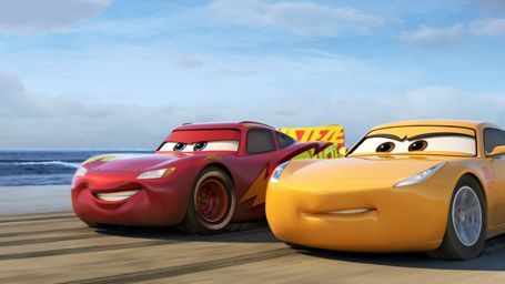 image de la news Nouvelle bande-annonce vrombissante pour Cars 3 : Flash McQueen hors-circuit ?