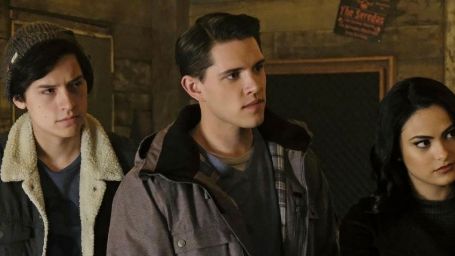 image de la news Riverdale, les fans choqués par l'annonce du tueur [SPOILERS] 