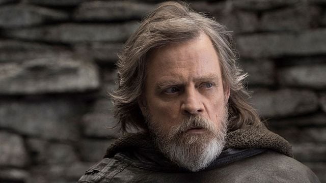 image de la news Star Wars 8 : Mark Hamill a-t-il dévoilé la date du prochain trailer ?