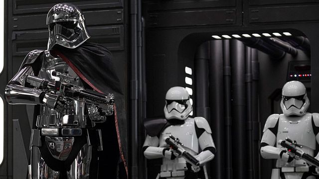 image de la news Star Wars : les billets de la nouvelle attraction des parcs Disney US sont en vente