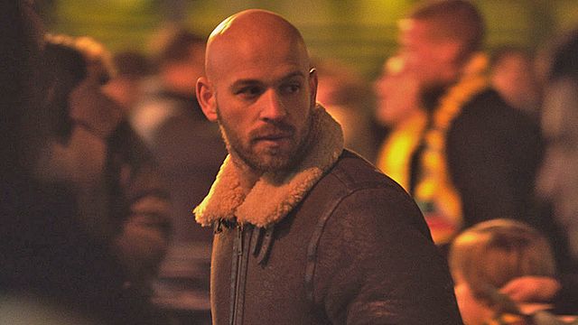 image de la news Bande-annonce La Surface de réparation : Franck Gastambide et Alice Isaaz dans les coulisses d'un club de foot