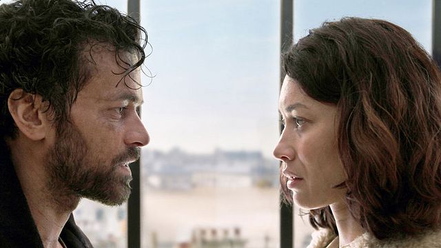 image de la news Bande-annonce Dans la brume : Romain Duris et Olga Kurylenko dans un Paris apocalyptique