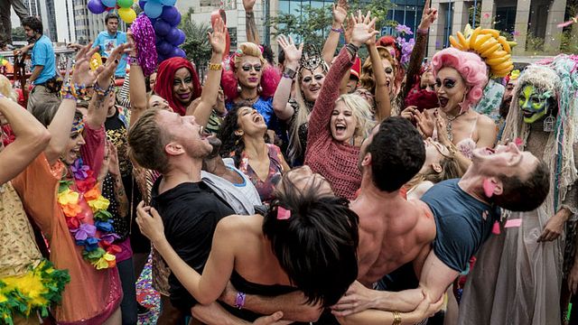 image de la news 4 Non Blondes, Avicii, Depeche Mode, Fatboy Slim... La playlist de Sense8