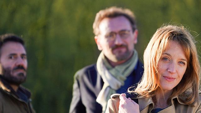 image de la news Bande-annonce Lola et ses frères : Ludivine Sagnier et José Garcia dans le nouveau film de Jean-Paul Rouve 