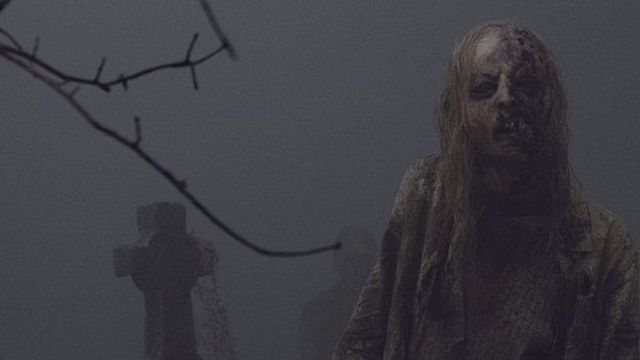 image de la news The Walking Dead saison 9 : les héros pleurent l'un des leurs sur la photo du prochain épisode [SPOILER]