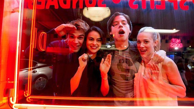 image de la news Riverdale : la série phénomène bientôt diffusée sur une chaîne du groupe TF1 [EXCLU]