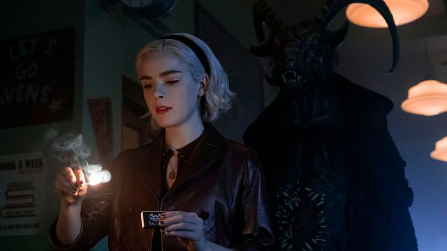 image de la news Les Nouvelles aventures de Sabrina : la sorcière passe du côté obscur dans la bande-annonce de la saison 2