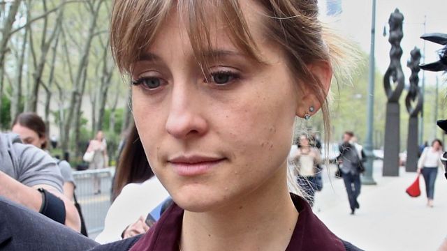 image de la news Smallville : accusée de trafic humain et sexuel, l’actrice Allison Mack plaide coupable