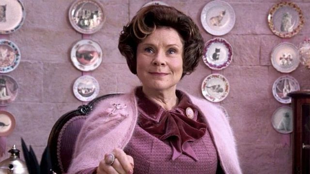 image de la news The Crown : une actrice de Harry Potter pour jouer Elizabeth II dans la saison 5 ?