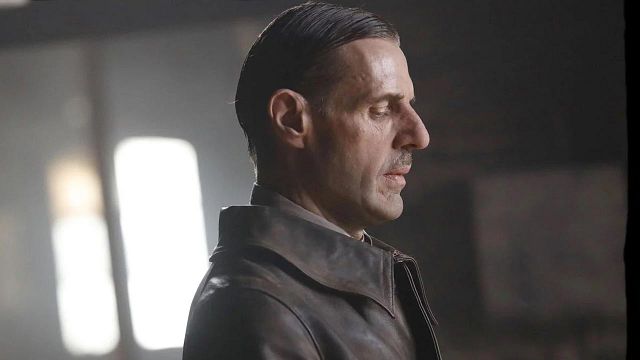 image de la news De Gaulle : que se passe-t-il avant et après le film avec Lambert Wilson ?