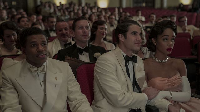 image de la news Hollywood sur Netflix : que pense la presse de la nouvelle série de Ryan Murphy ?