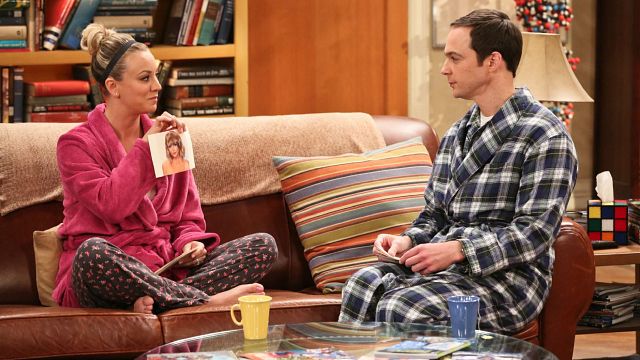 image de la news The Big Bang Theory : Kaley Cuoco dévoile son moment préféré entre Penny et Sheldon