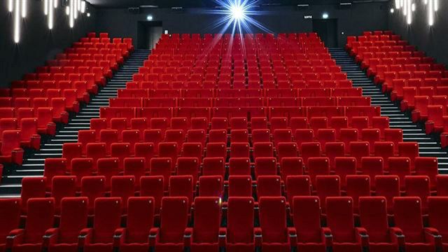 image de la news Confinement : une réouverture des salles de cinéma le 9 ou le 16 décembre ?
