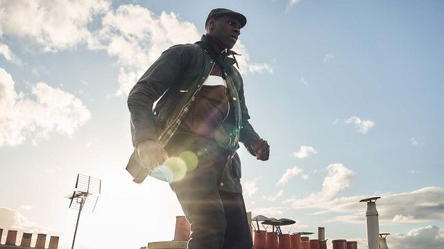 image de la news Lupin sur Netflix : la partie 2 de la série avec Omar Sy déjà 
tournée 