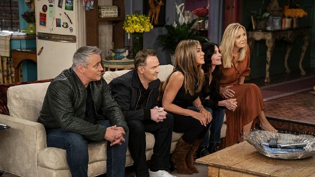 image de la news Friends The Reunion : les acteurs chantent le générique culte dans un Carpool Karaoke à ne pas manquer