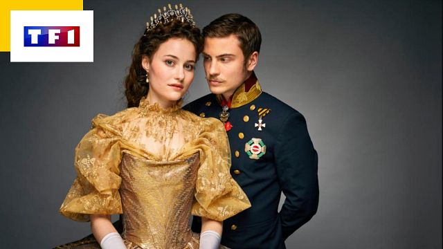 image de la news Sissi sur TF1 : quelles sont les différences entre la série et les films avec Romy Schneider ? 
