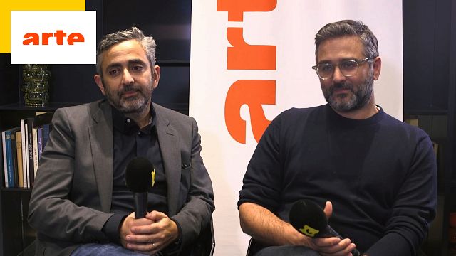 image de la news En Thérapie saison 2 sur Arte : "le cabinet de Dayan est une caisse de résonance de la société" pour Olivier Nakache et Eric Toledano 