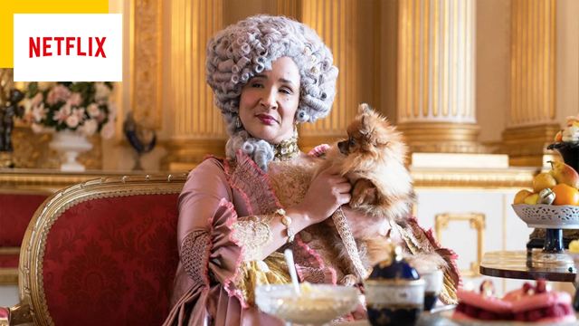 Bridgerton sur Netflix : que sniffe la reine Charlotte dans la série ?