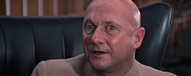 Donald Pleasence dans “On ne vit que deux fois” (1967)