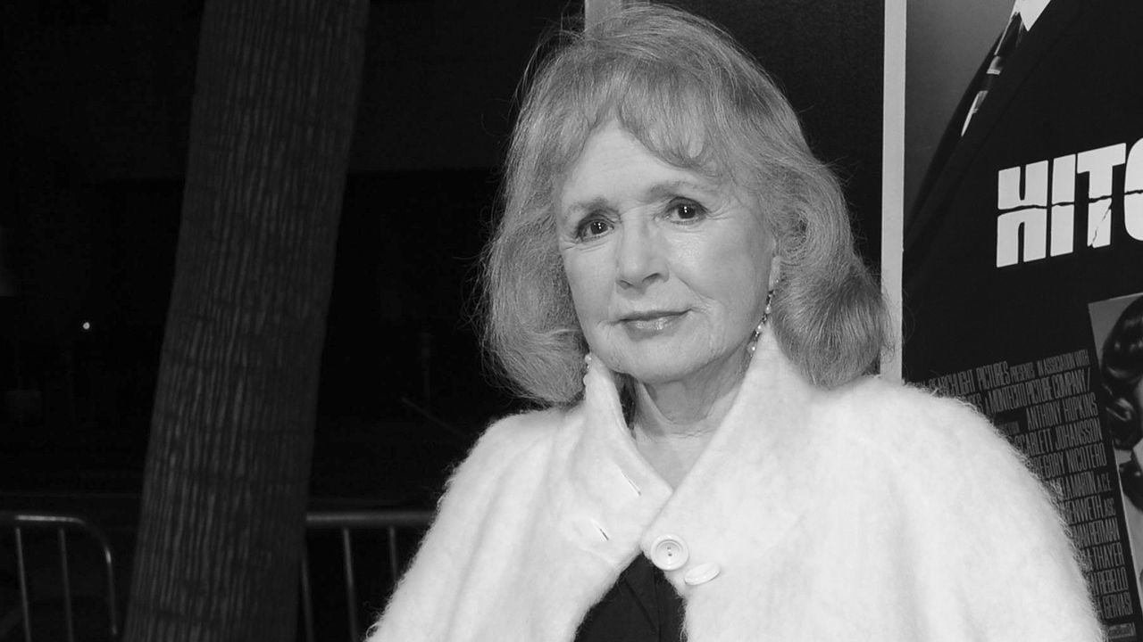 The death of Piper Laurie, Carrie’s mother, at the Devil’s Ball