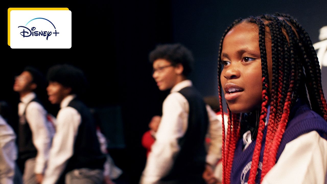 What does Glee look like in real life?  America’s Team behind-the-scenes docu-series says you’re going to love it!