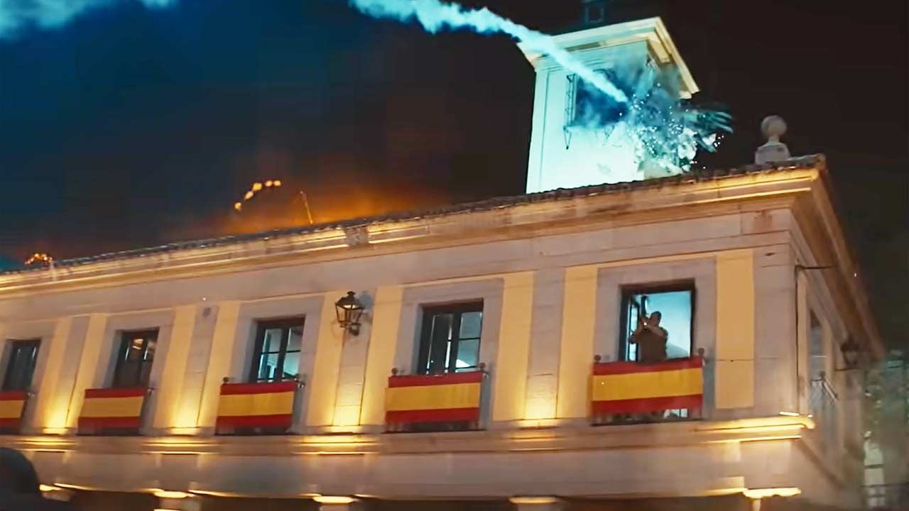 Premières images The Beast : la bande-annonce de ce film d'action avec Samuel L. Jackson et Joel Kinnaman va vous en mettre plein la vue... Et c'est signé le réalisateur de Cliffhanger et Die Hard 2 !