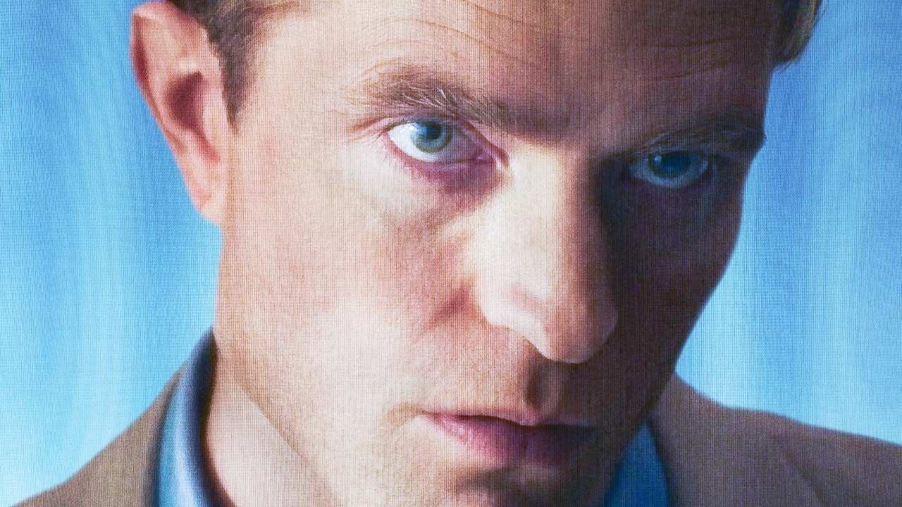 "Film de l’année", "performance captivante" : ce thriller avec Robert Pattinson sort dans 2 semaines et les premiers avis sont positifs !
