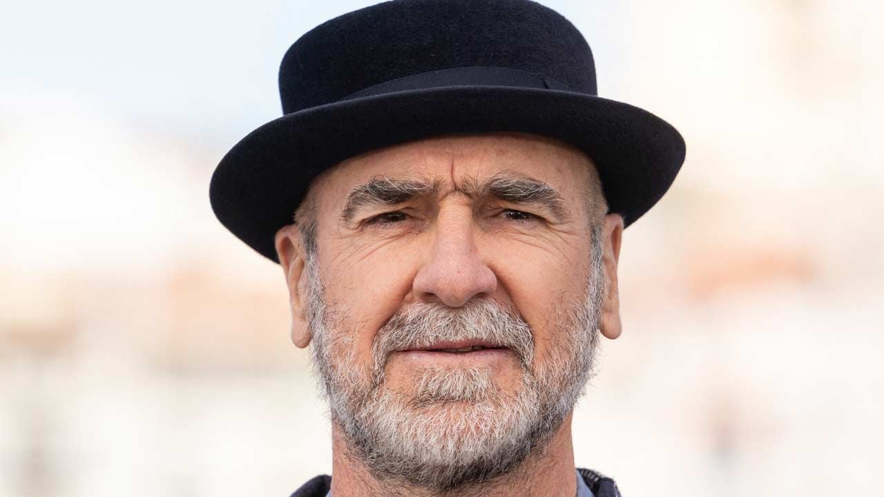 "Il m'a donné la confiance" : sans ce grand acteur qui a fait rire des millions de spectateurs, Éric Cantona n'aurait peut-être jamais fait carrière dans le cinéma