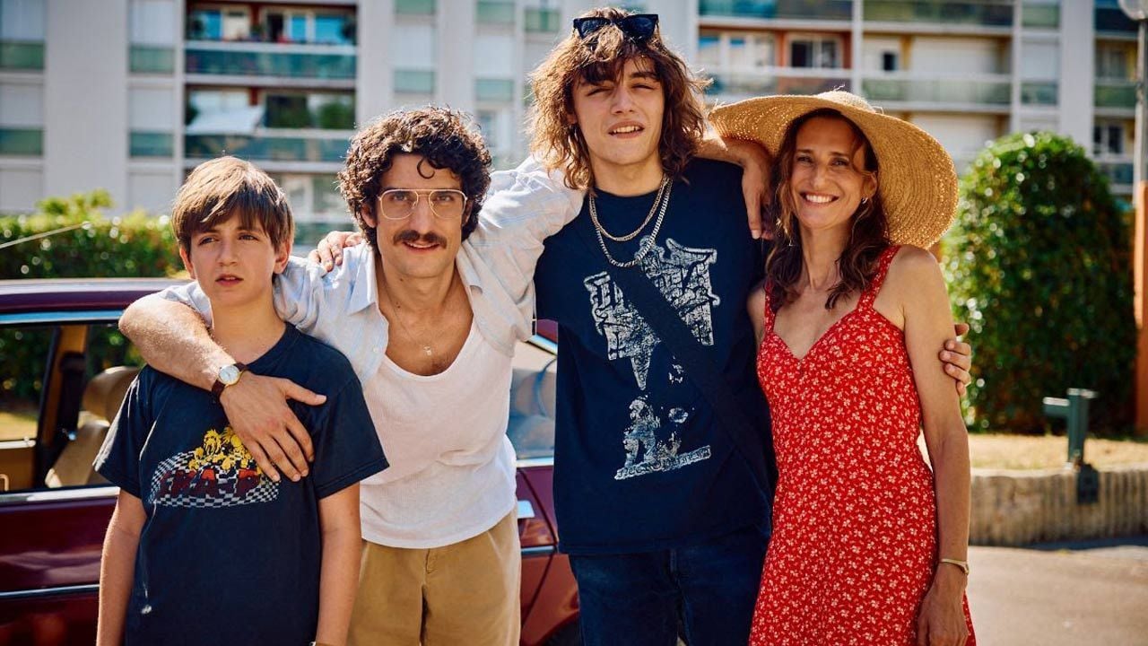 Camille Cottin + Pierre Lottin + Louis Garrel dans l'une des comédies les plus attendues de 2026... Voici la bande-annonce de Juste une illusion du tandem Toledano / Nakache !