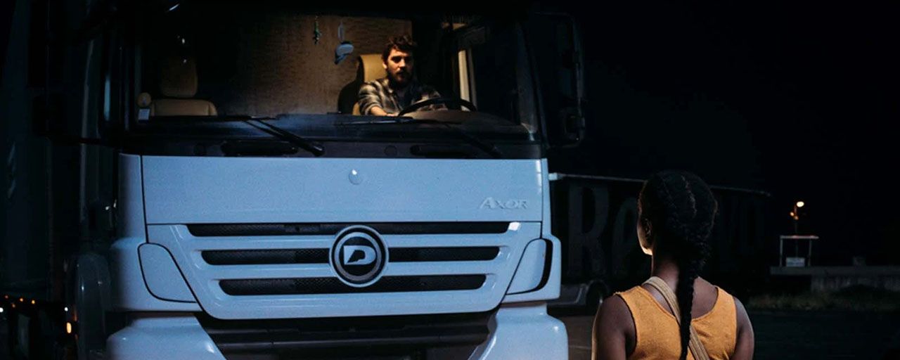 37 : l'ombre et la proie