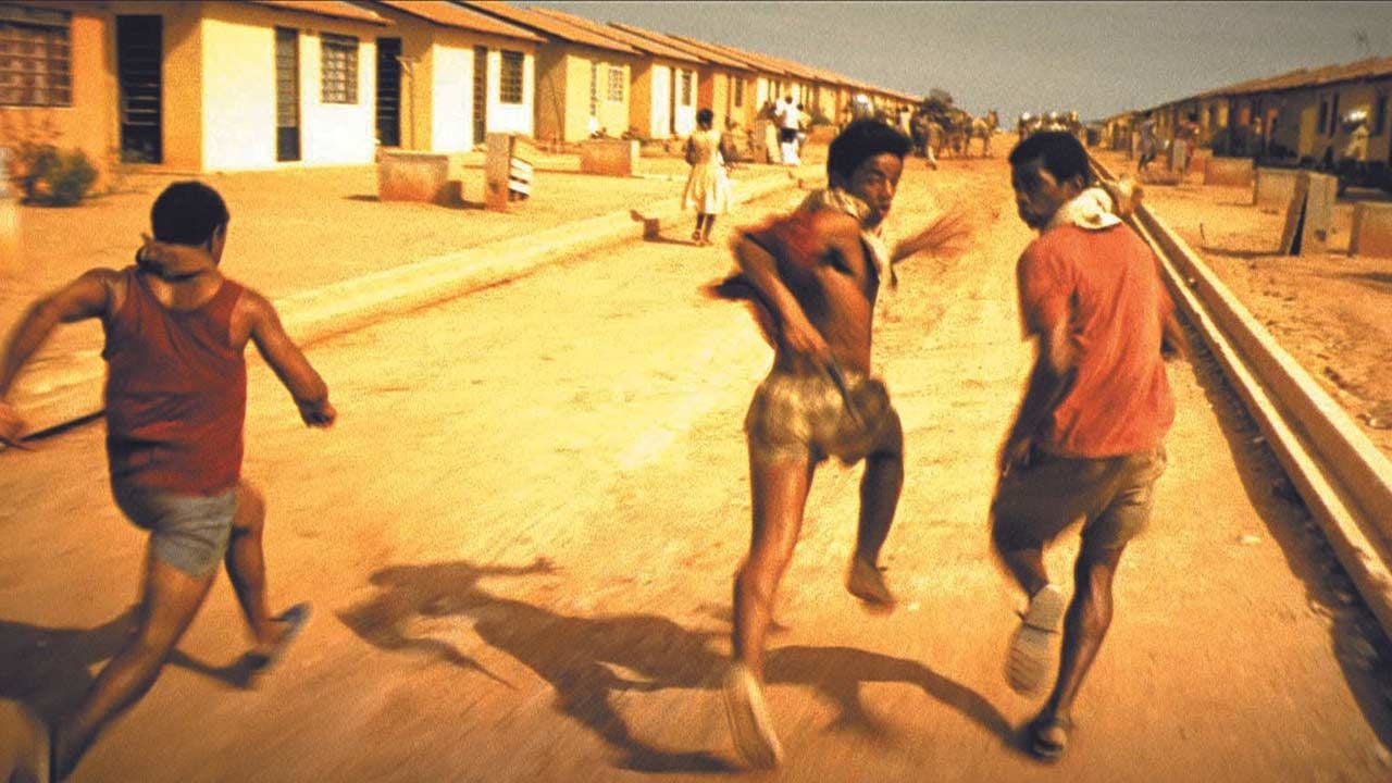 Ce soir entre amis : noté 4,2 sur 5, ce thriller entre Scorsese et Tarantino est l'un des plus grands films des années 2000 - Actus Ciné