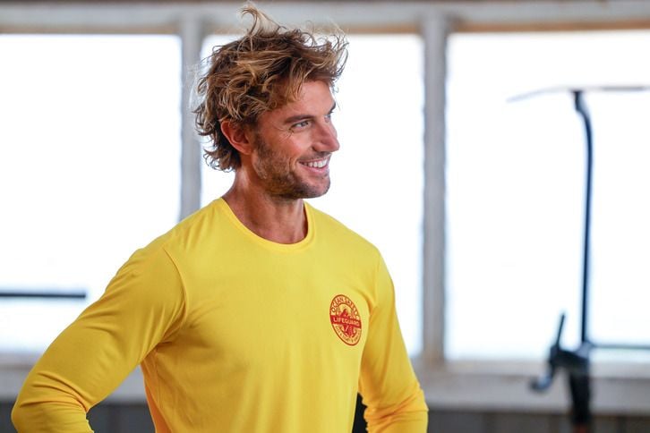 Rescue: HI-Surf : Rescue: HI-Surf : Photo Adam Demos - 9 sur 43 - AlloCiné