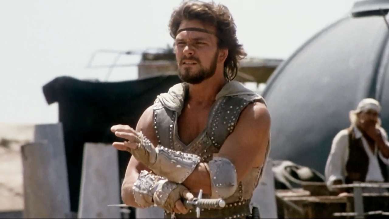 Ce film voulait rivaliser avec Mad Max, et il est tombé dans l'oubli alors qu'il méritait mieux