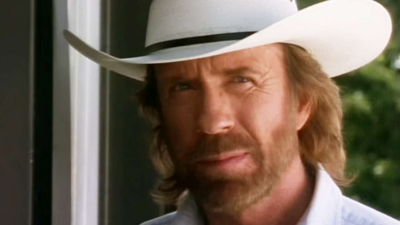 Walker Texas Ranger : que pensait Chuck Norris du reboot de sa série phare ?