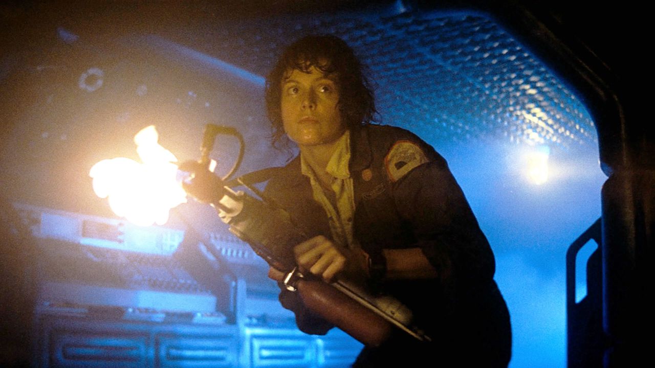 Sigourney Weaver dans le premier 